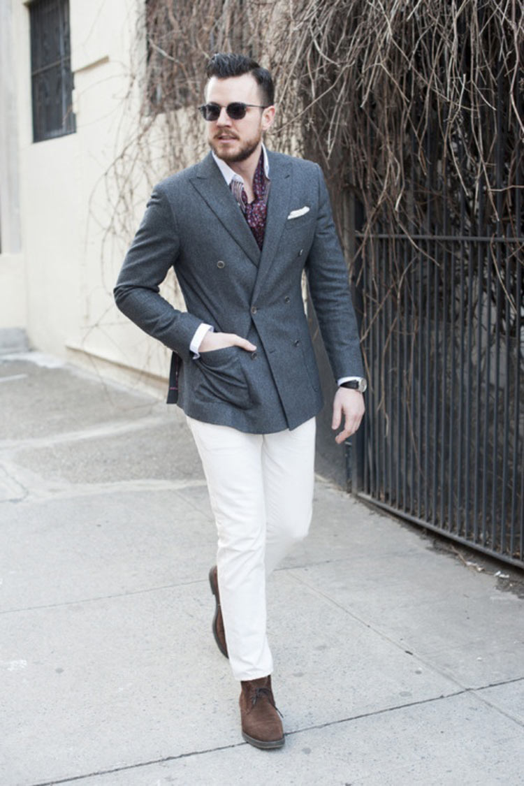 double-breasted-blazer-dress-shirt-chinos-desert-boots-tie-pocket