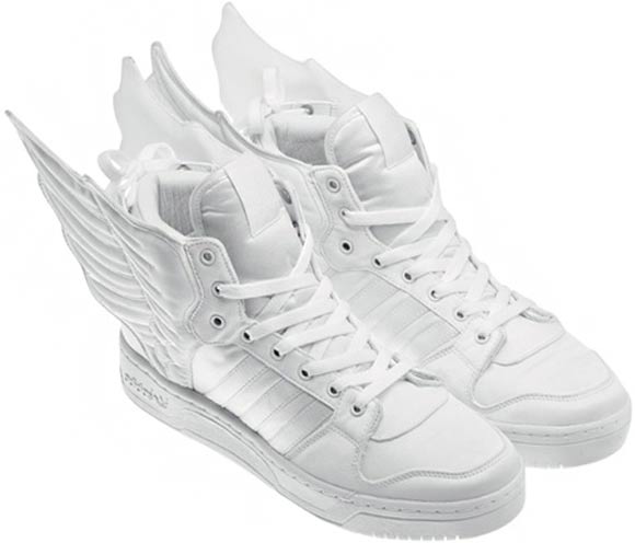 adidas Originals by Jeremy Scott x 2NE1 JS Wings