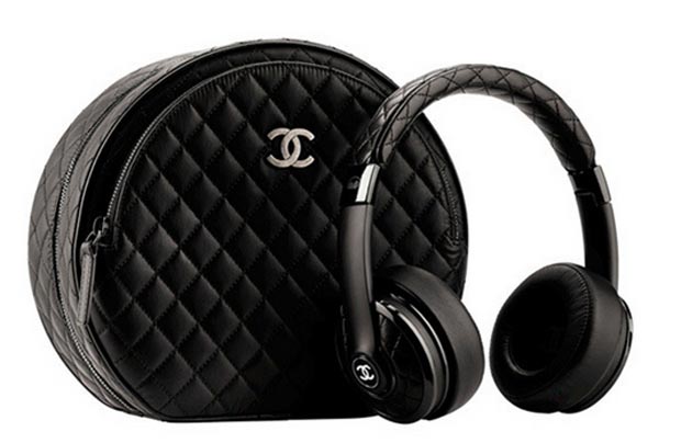 Chanel cria headphone em parceria com a Monster