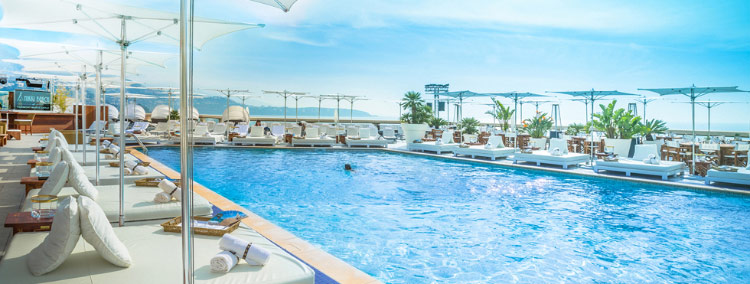 hotel-fairmont-monte-carlo-piscina