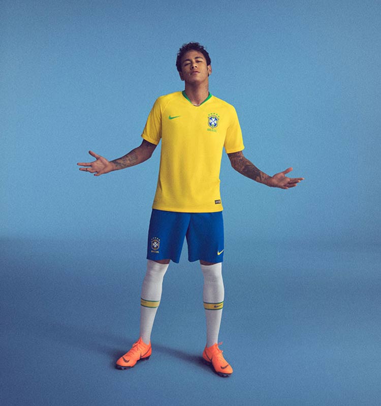 Neymar-Uniforme-Selecao