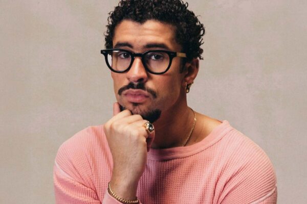 Bad Bunny: O ícone Latino que redefiniu a Moda Masculina