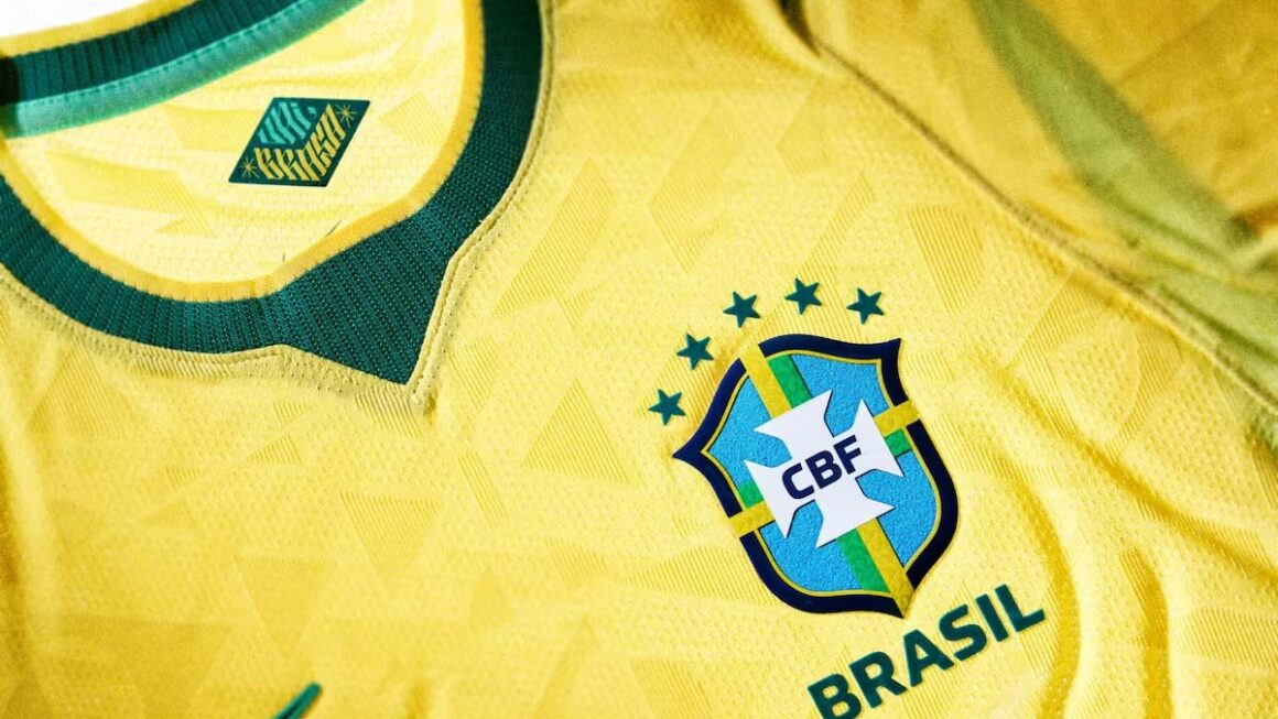 Todas as Camisas da Seleção Brasileira em Copas do Mundo