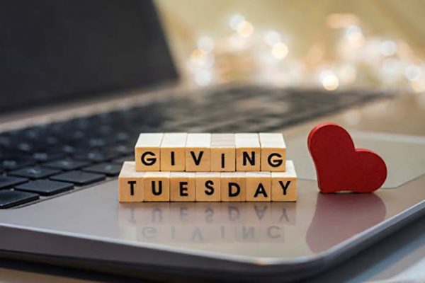 Giving Tuesday: Depois dos dias de compras, que tal fazer uma doação?