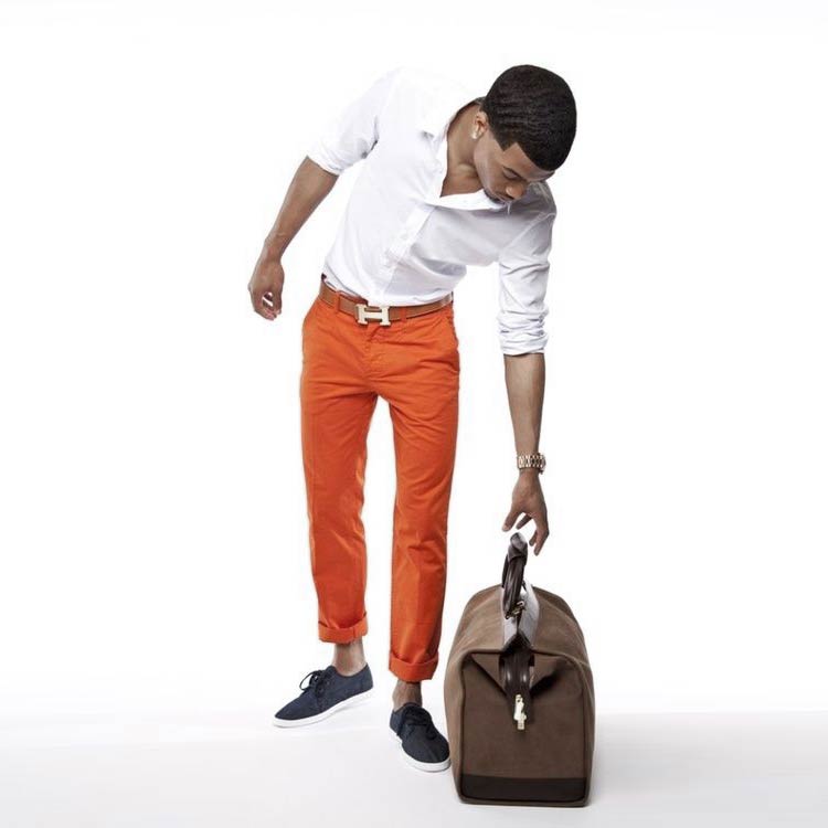 look-masculino-living-coral