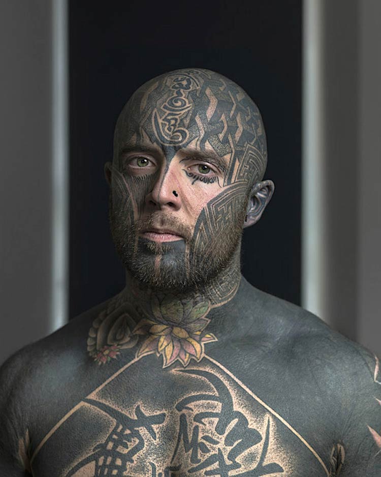man-face-tattoo
