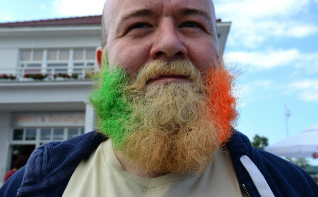 Barba Multicolorida