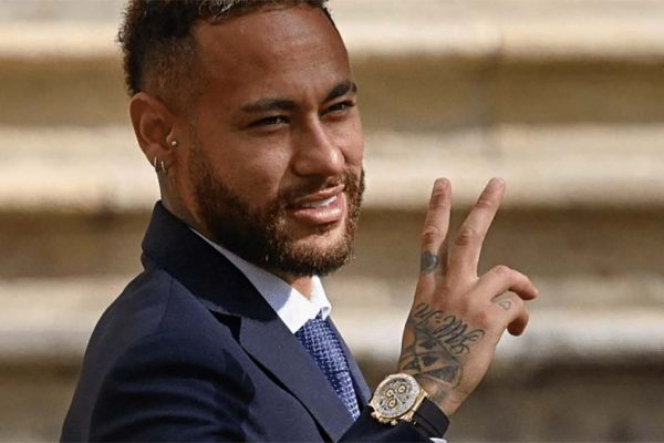 Os Relógios de Luxo do Neymar